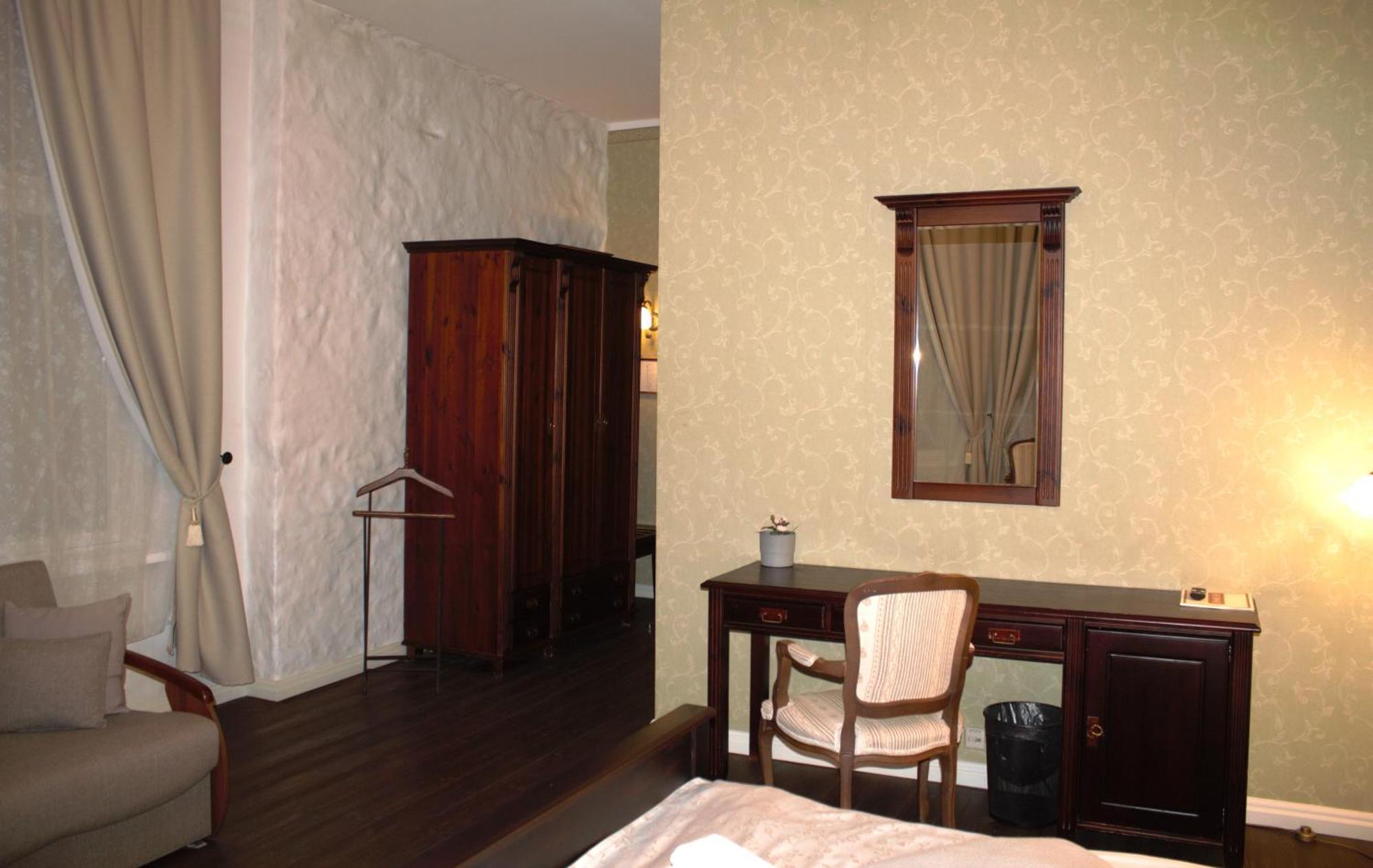 Hotel Taanilinna Tallinn