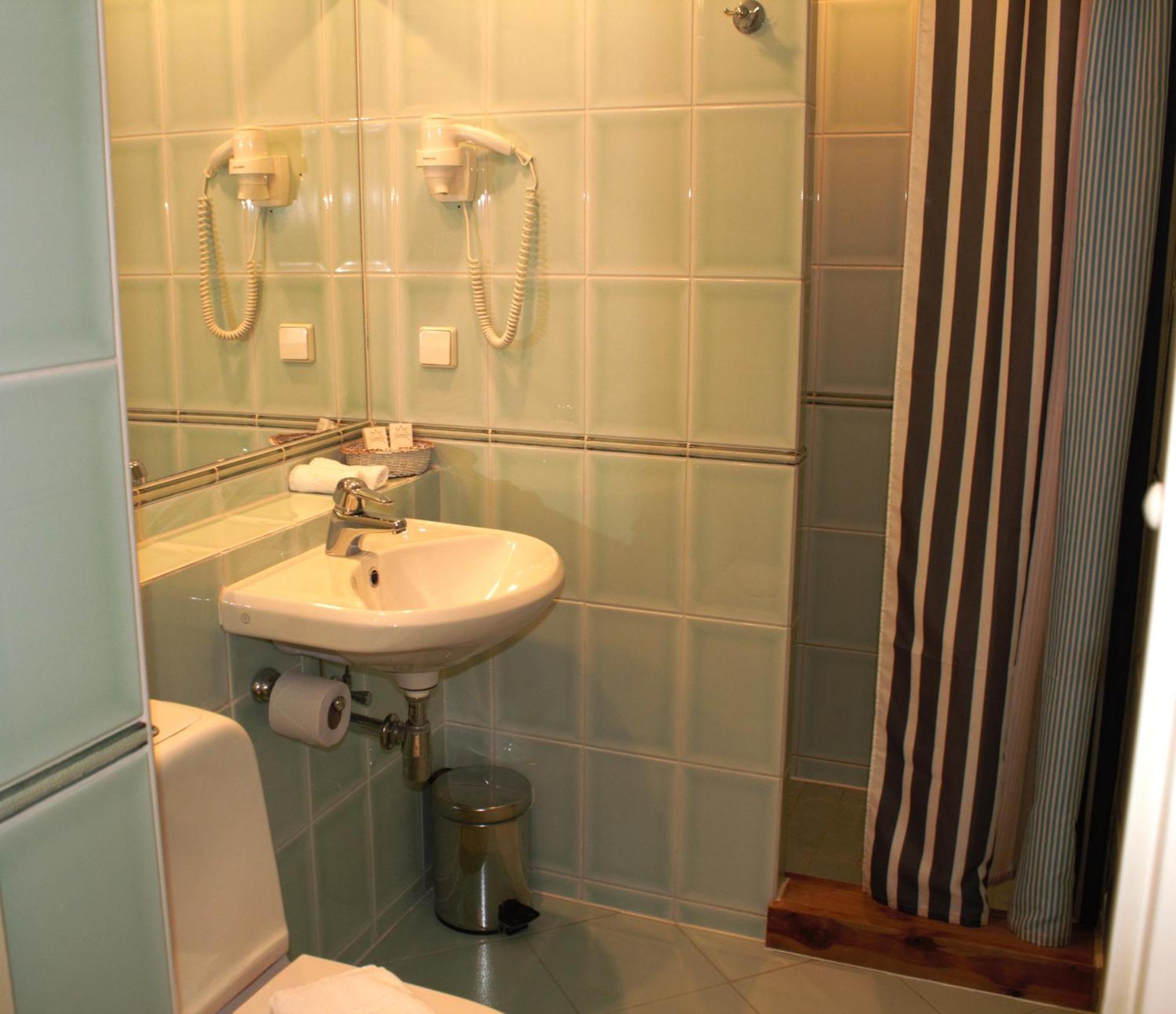 Hotelli Taanilinna 3*
